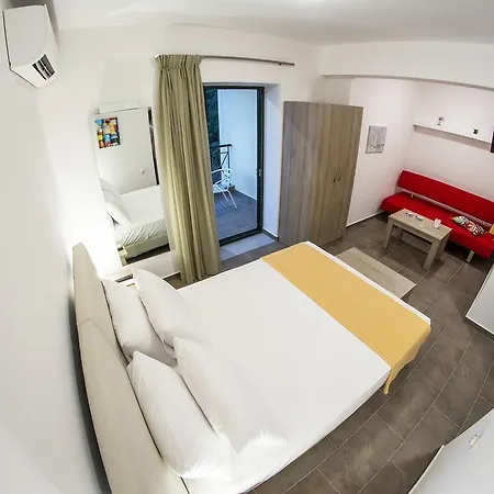 Platania House Sarti