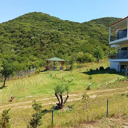 Platania House *